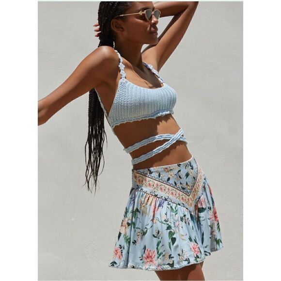 NEW Anthropologie Agua Bendita Blue Albany Crochet Knit Flower Crop Top Large - Picture 1 of 4